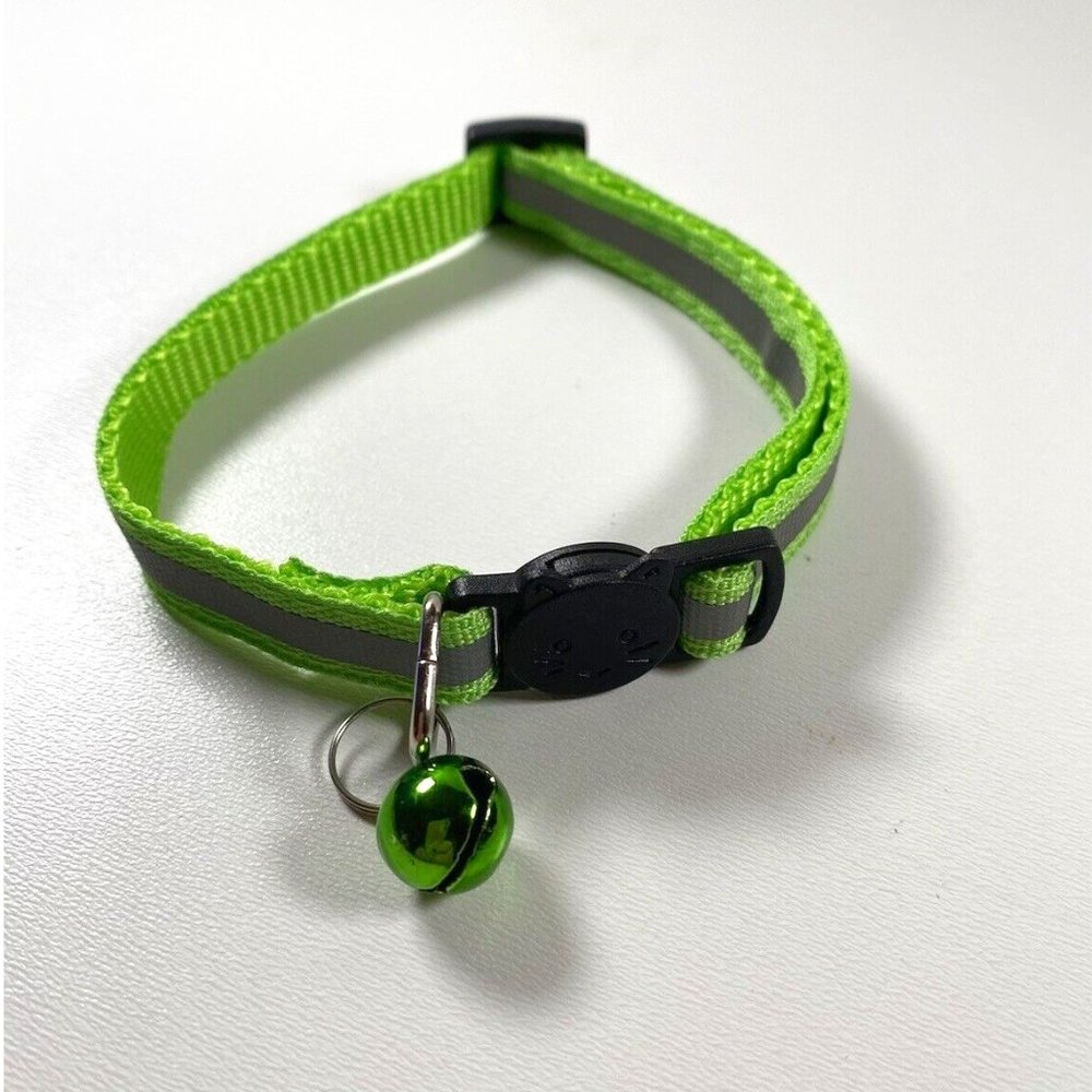 Green Cat Breakaway Collar New With Jingle Bell And Reflective Strip